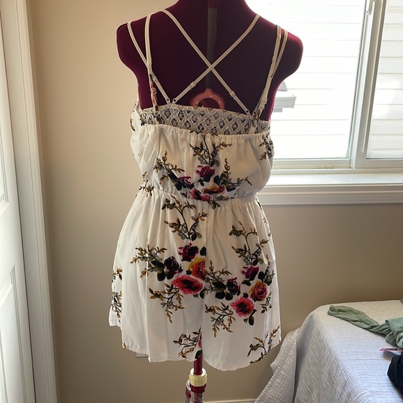 Pretty romper szL - Picture 2 of 4